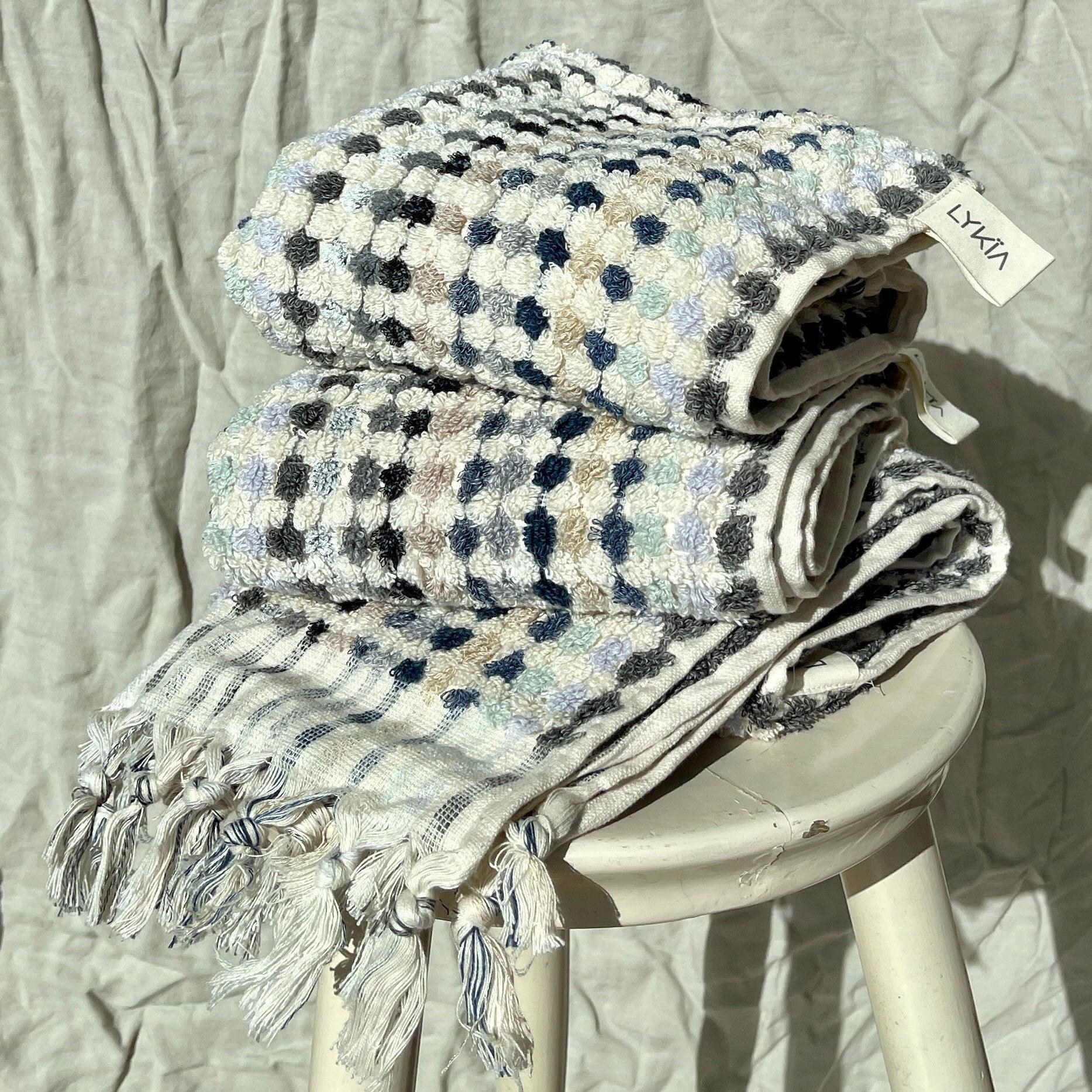 Gæstehåndklæde multi horisont - lykia.dk