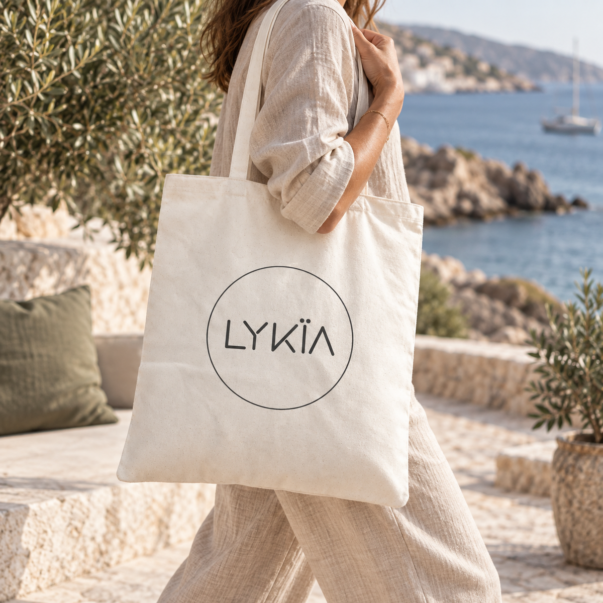 LYKïA totebag – håndvævet hos LYKÏA