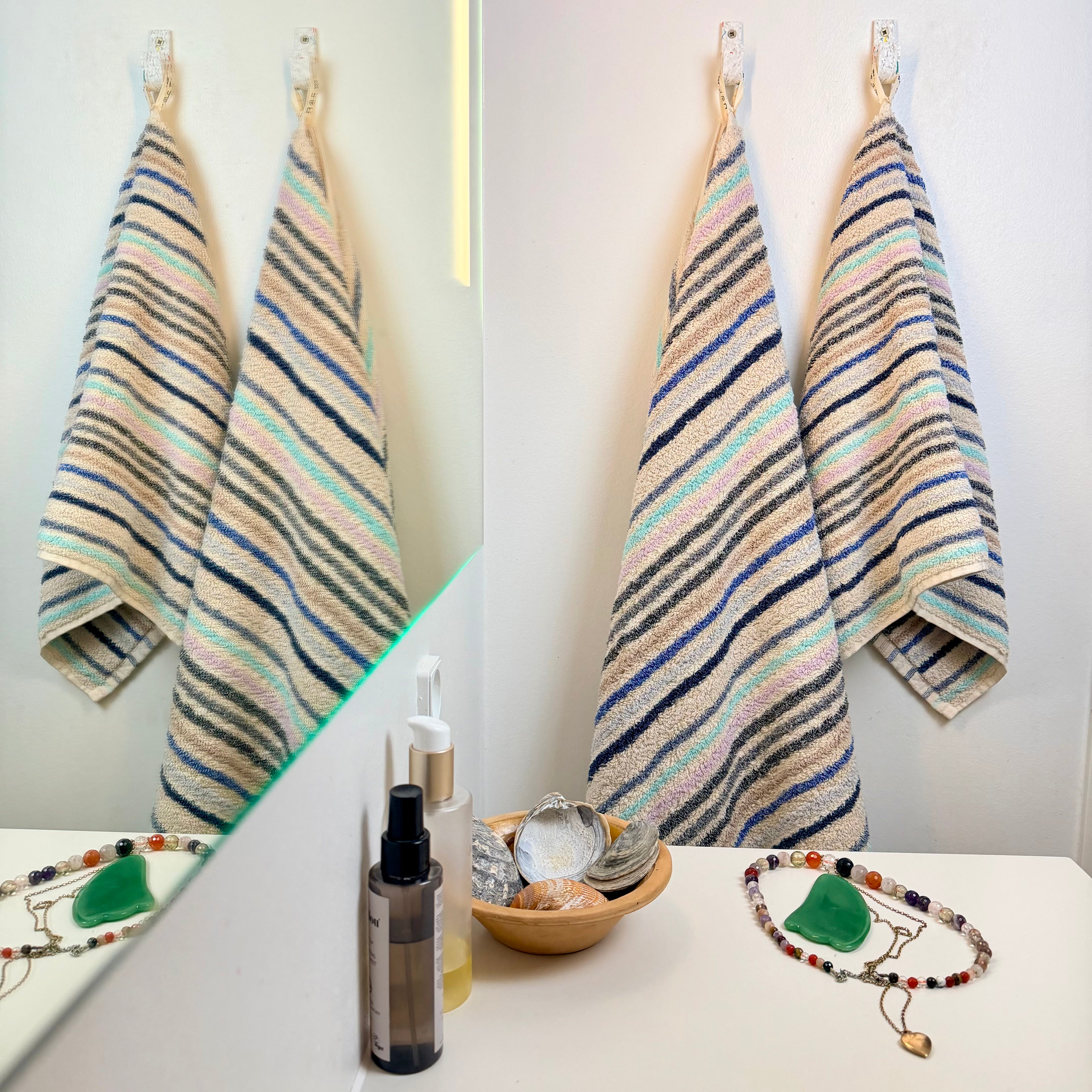 Sæt med badehåndklæde og gæstehåndklæde horisont stribet (uden frynser)